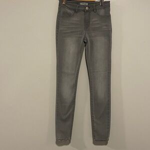 Refuge Light Gray Skinny Jeans Women’s Size 4 Mid Rise Stretch Denim